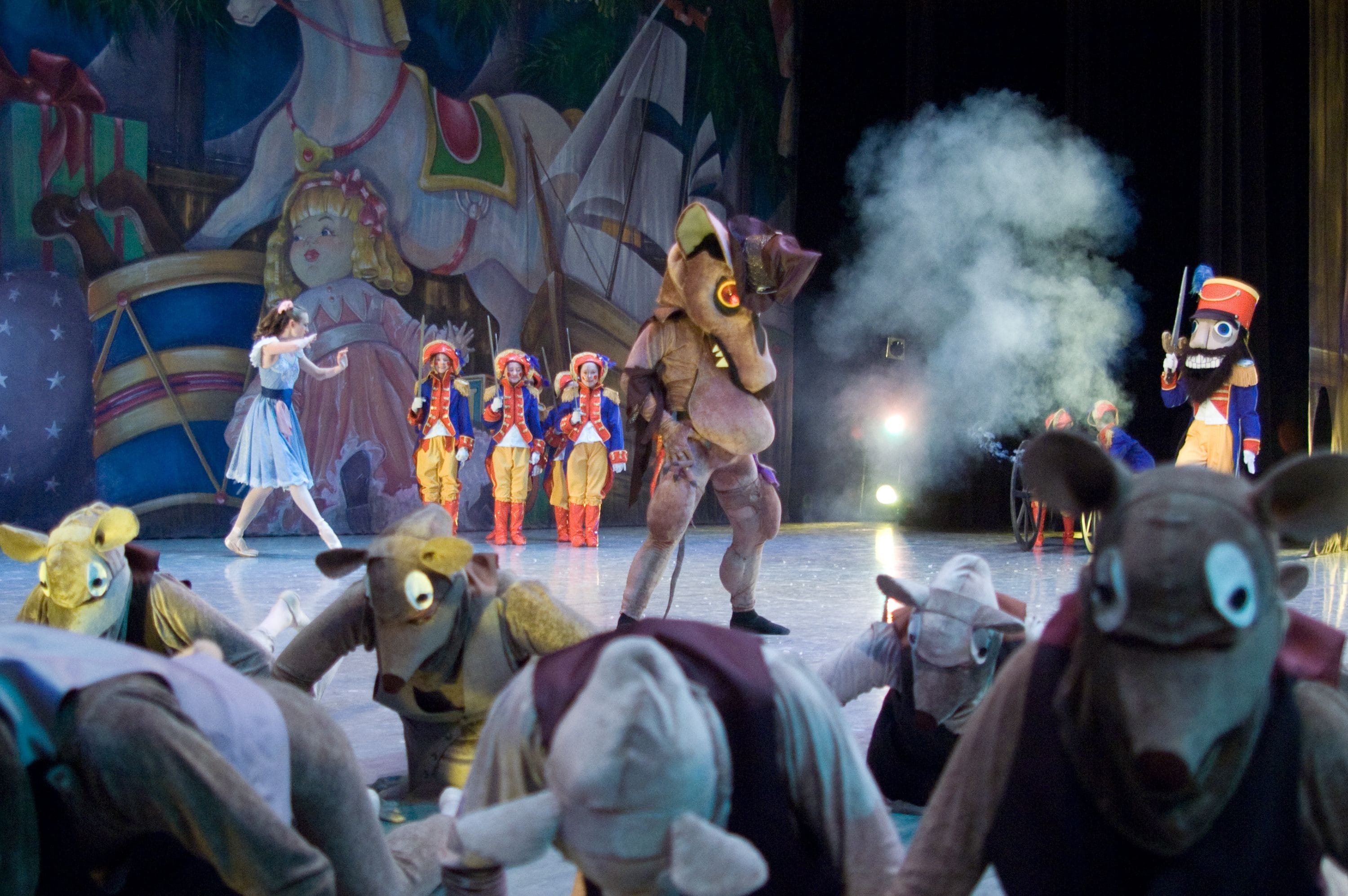 Minnesota Ballet's production of the Nutcracker with lighting design by Ken Pogin