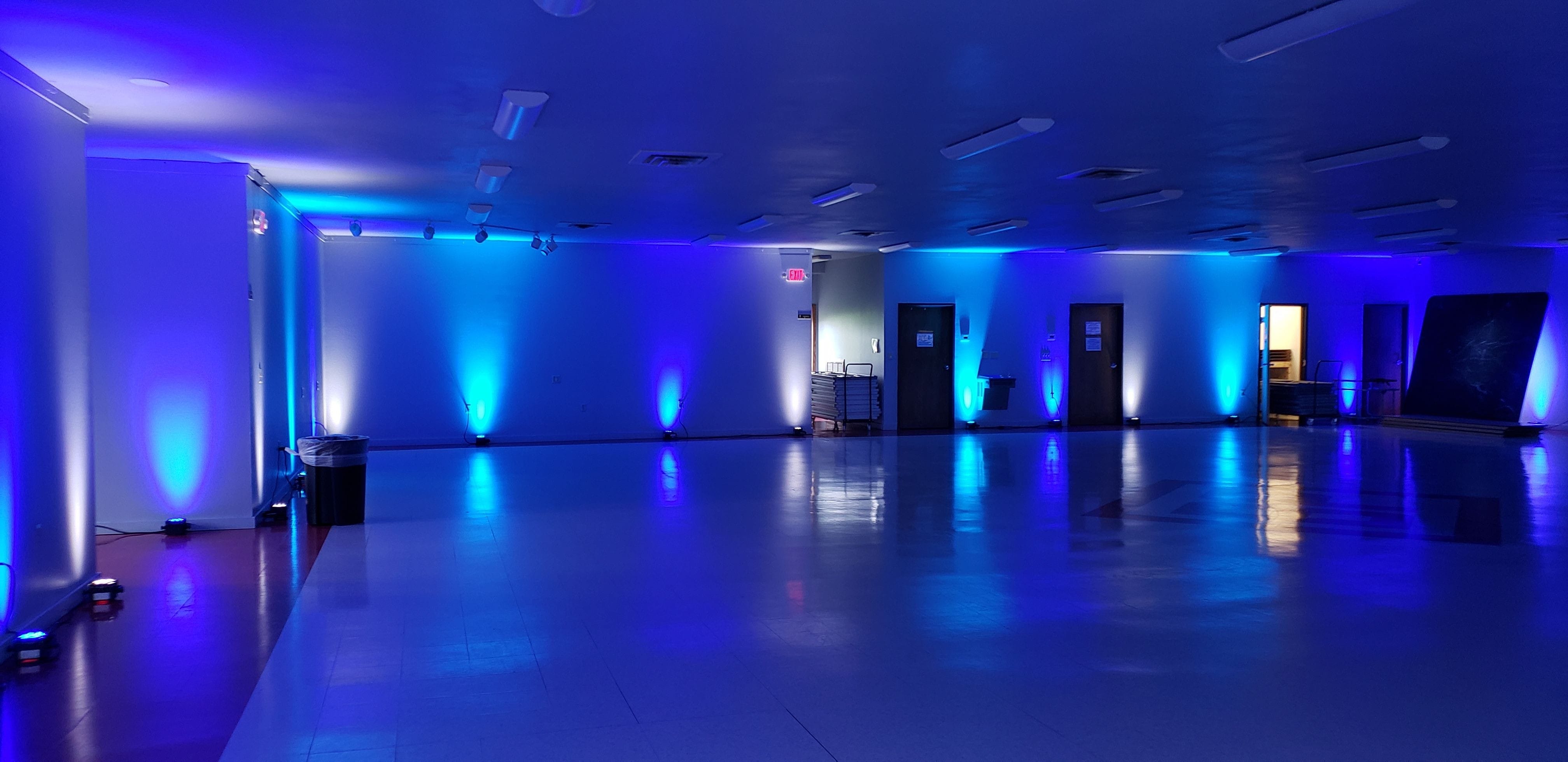Billings Park wedding lighting in two tone blue up lighting by Duluth Event Lighting