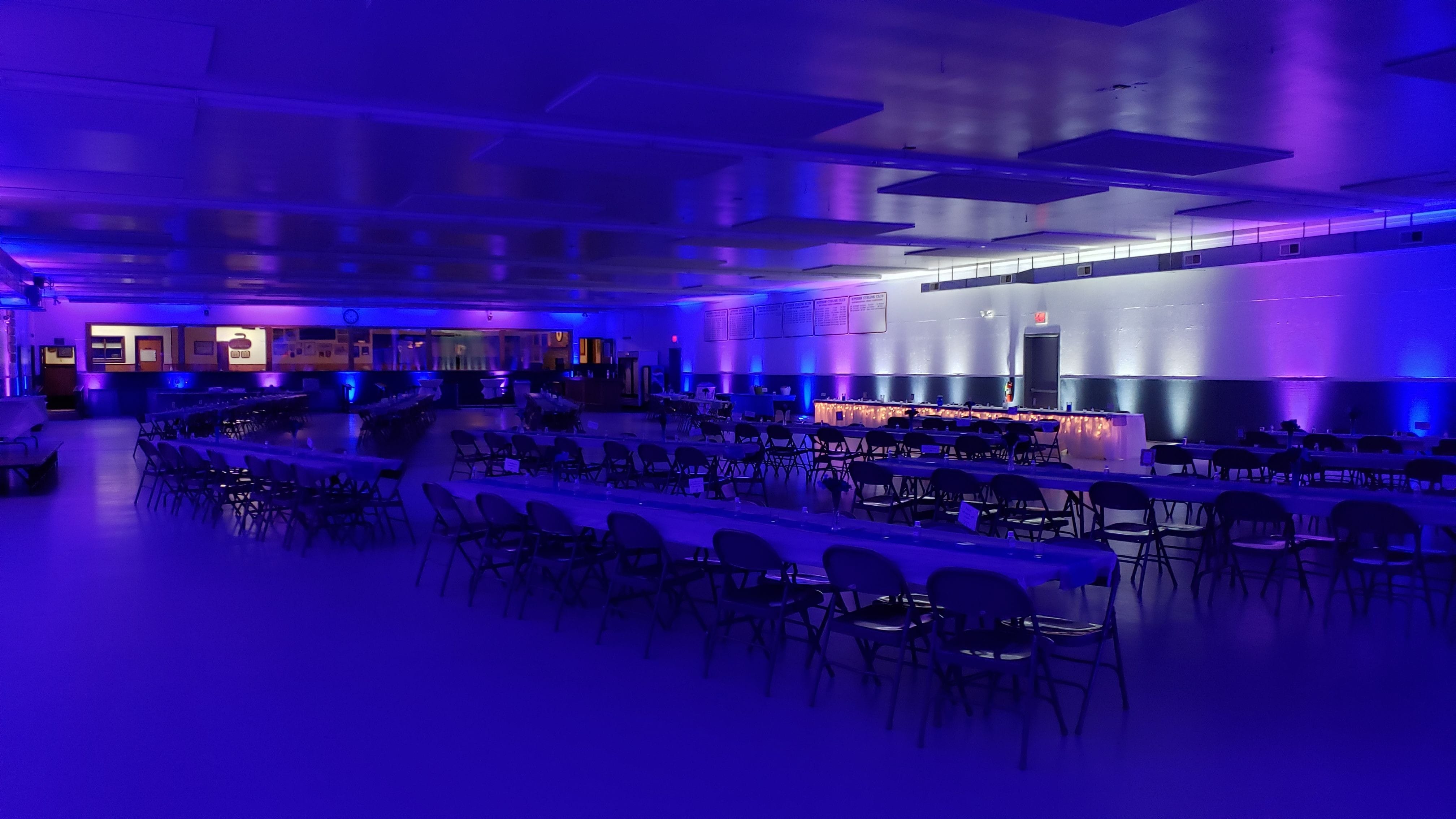Superior Curling Club.
Up lighting in blue and lavender, with white behind the head table.